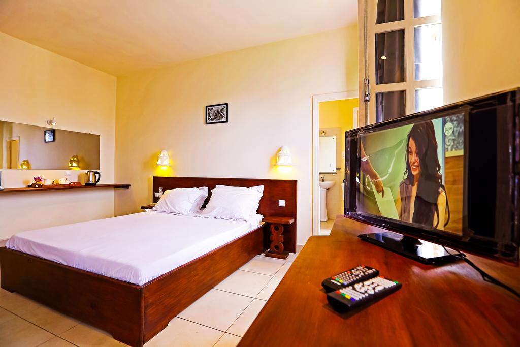 Hotel Le Lotus Bleu Antananarivo Zimmer foto