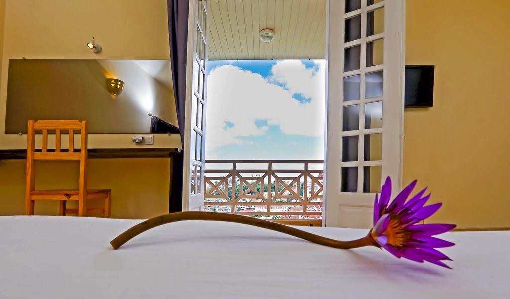 Hotel Le Lotus Bleu Antananarivo Zimmer foto