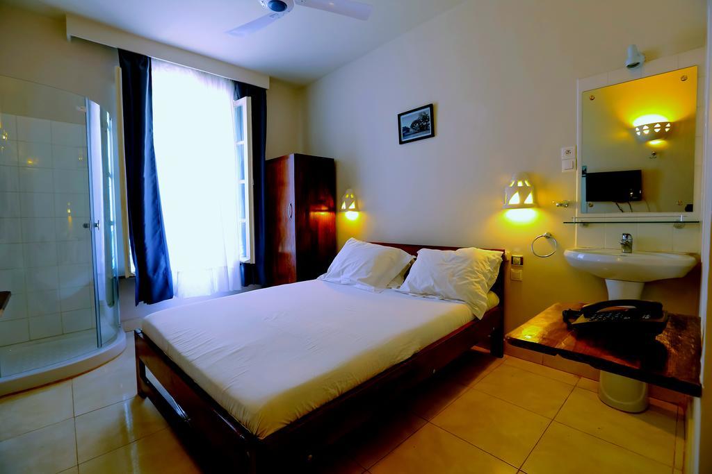 Hotel Le Lotus Bleu Antananarivo Exterior foto